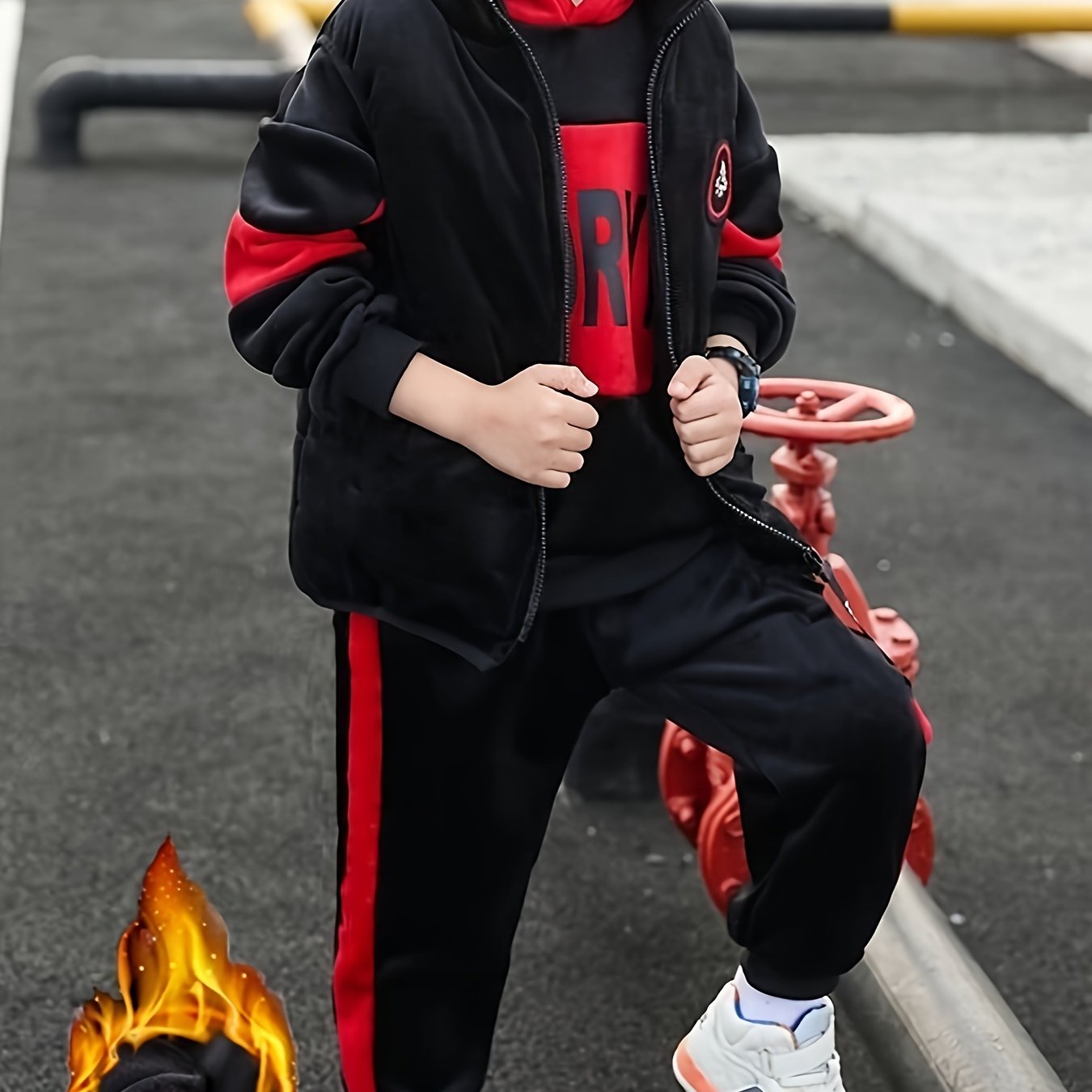 Boys' winter three-piece set, casual and sporty, warm and comfortable, with double-sided velvet vest, hooded sweatshirt, and trousers for medium to large children