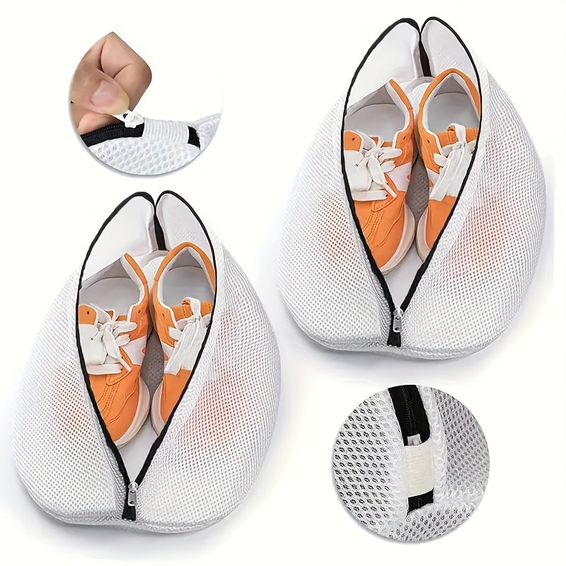 Get your hands on the 1pc Innovative Shoe Wash Bag - made from durable polyester, this zippered, oval-shaped laundry organizer is perfect for washing your shoes. It is designed to prevent deformation and comes with anti-deformation care. A must-have for