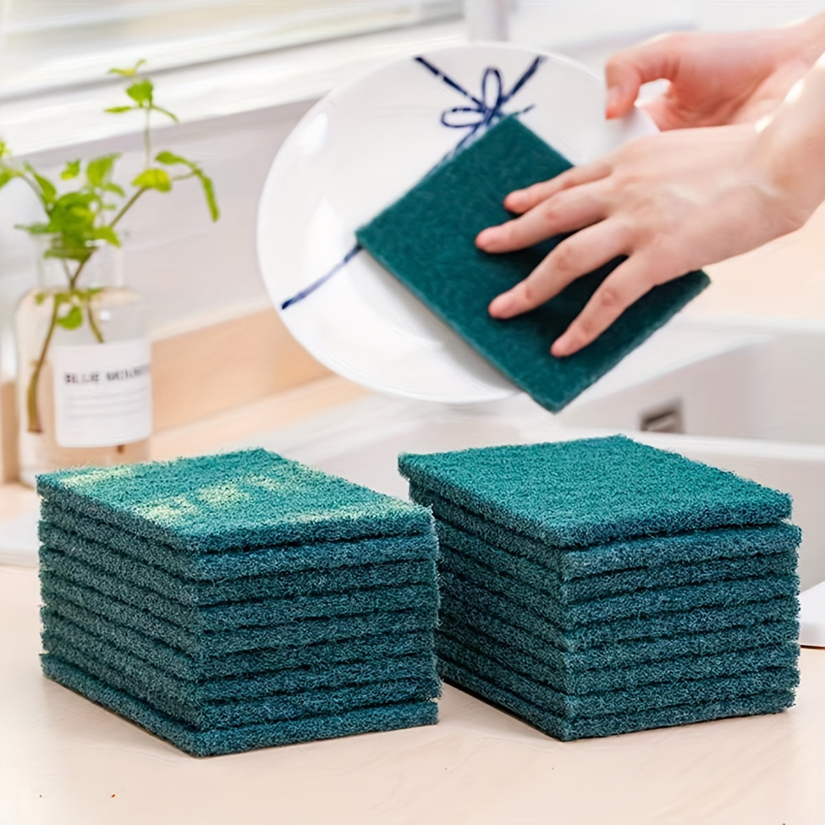 20 green microfiber cleaning sponges, vintage style for home kitchen use. Made of polyester, with low shedding and machine washable. Ideal for scrubbing dishes, cleaning pots, and other kitchen tasks.