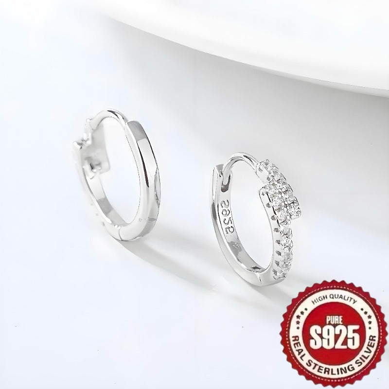 1 pair of fashionable, retro S925 sterling silver earrings featuring synthetic Zirconia stones in a double-row geometric arrangement for a luxurious and trendy look with a touch of elegance