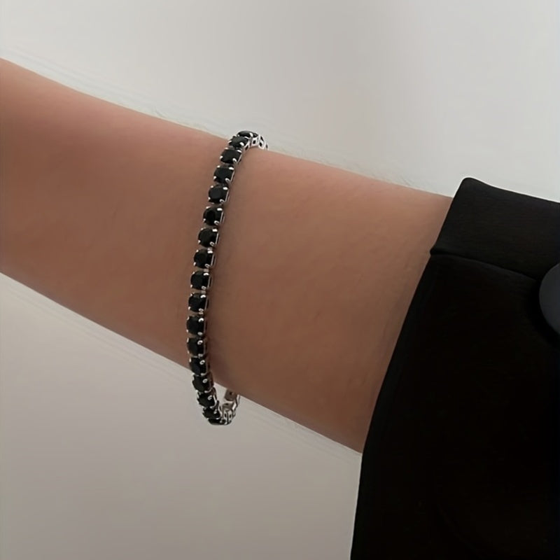 Get into the groove with our Hip Hop Vacation Style Bracelet featuring a stunning 5.3/17 Carat Black Moissanite, set in 925 Sterling Silver. This simple Tennis Bracelet measures 7.09 inches, making it the perfect accessory for Spring Festival