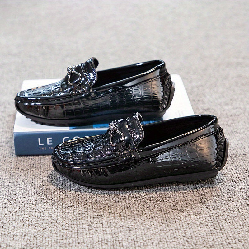 New summer 2022 boys' loafers - slip-on shoes for toddlers and older children in British style.