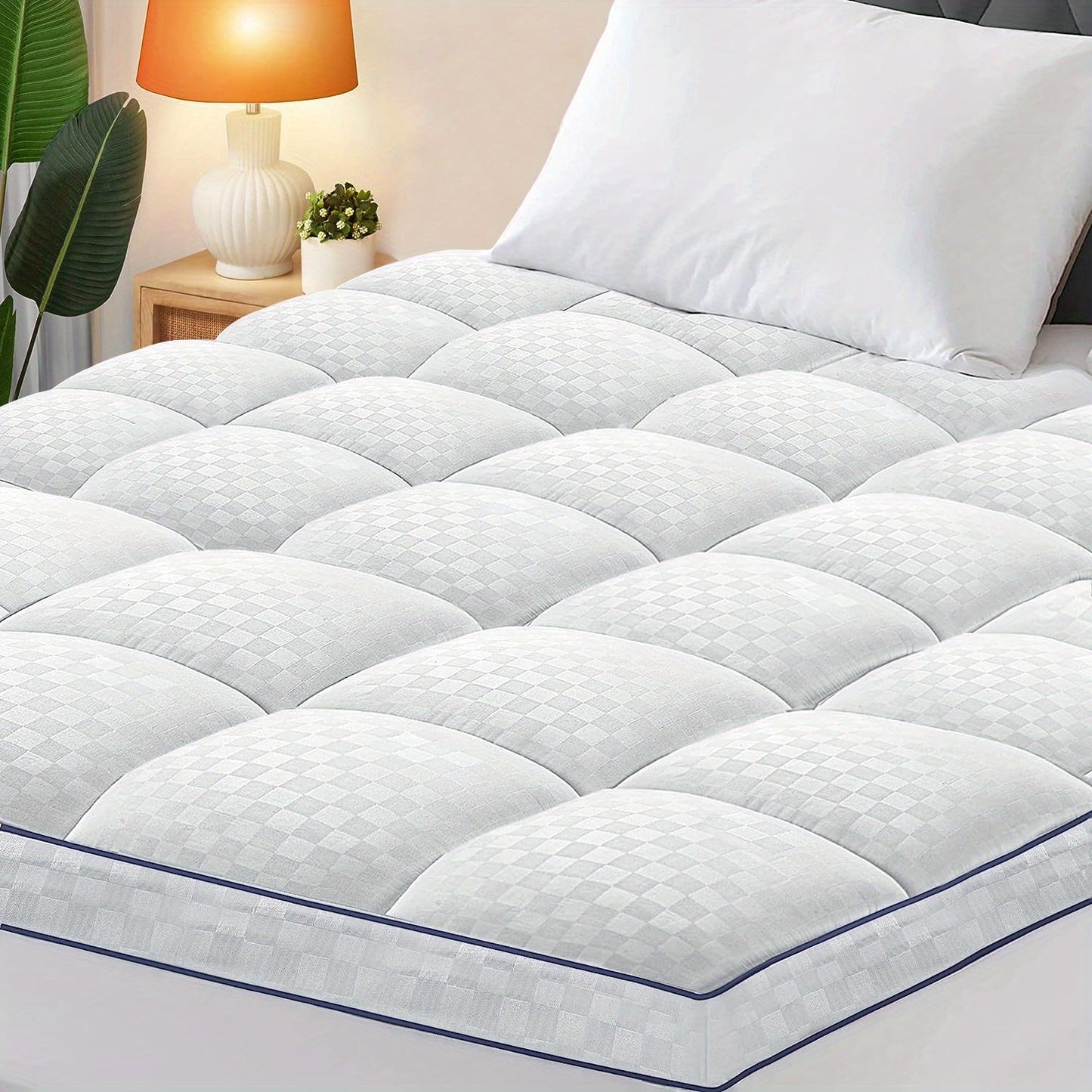 Mattress Topper for Back Relief - Cooling Extra Thick Pad Cover with Deep Pocket. Plush Pillow Top Overfilled with Polyester, Breathable Quilted Fitted Pad for 20.32-53.34 Cm Mattress.