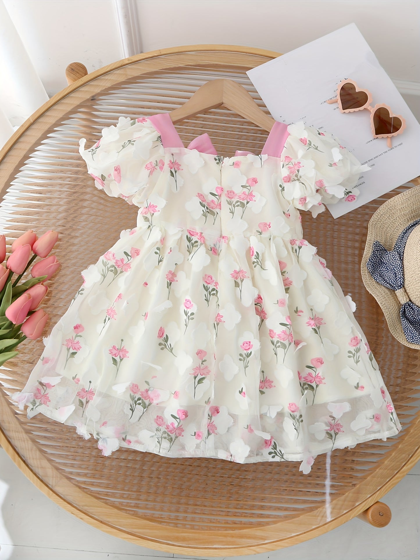 Girls 3D Flower Princess dress with short puff sleeves and bowknot detail for summer birthdays.