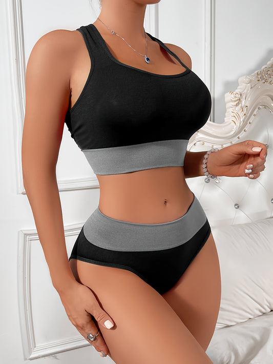 Fall and winter women's lingerie set featuring sexy and minimalist low-rise triangle underwear, comfortable sporty styles.