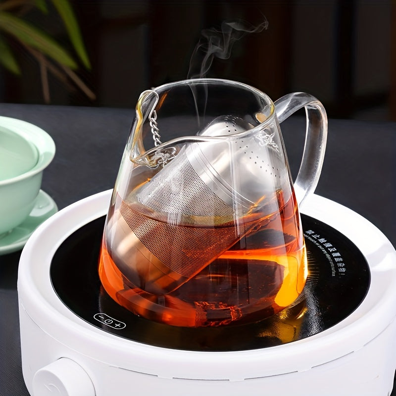 One piece of a large tea infuser made of 304 stainless steel with a mesh tea ball design. This food-grade tea strainer includes an interval diffuser and an extended chain hook for loose leaf tea and coffee. Perfect for coffee accessories.