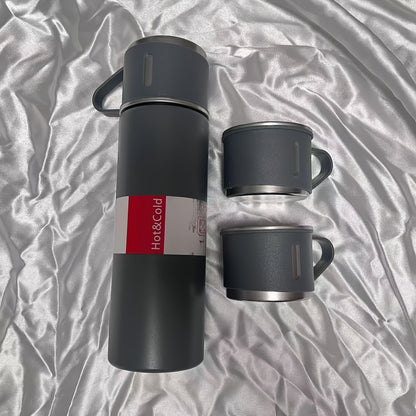 440ml stainless steel vacuum cup bottle with 2 cup lids. Perfect for hot/cold beverages, ideal for elderly, commuting, school, outdoor activities. Great gift for any season.