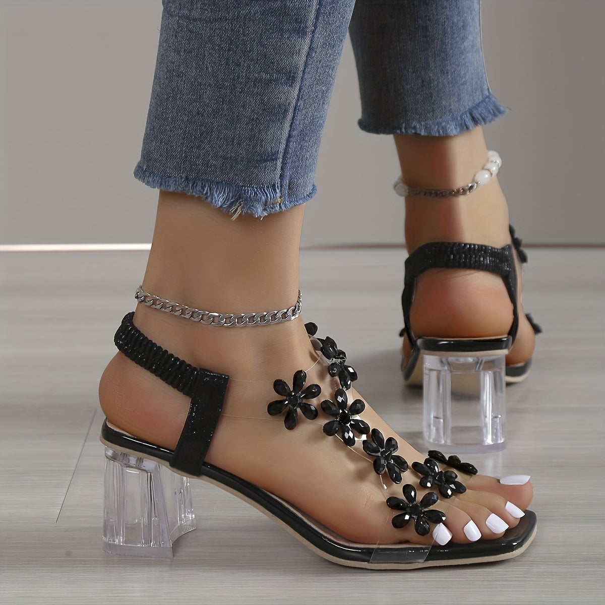 Chic Summer 2023 Women's Floral Block Heel Sandals with Pearl Accents