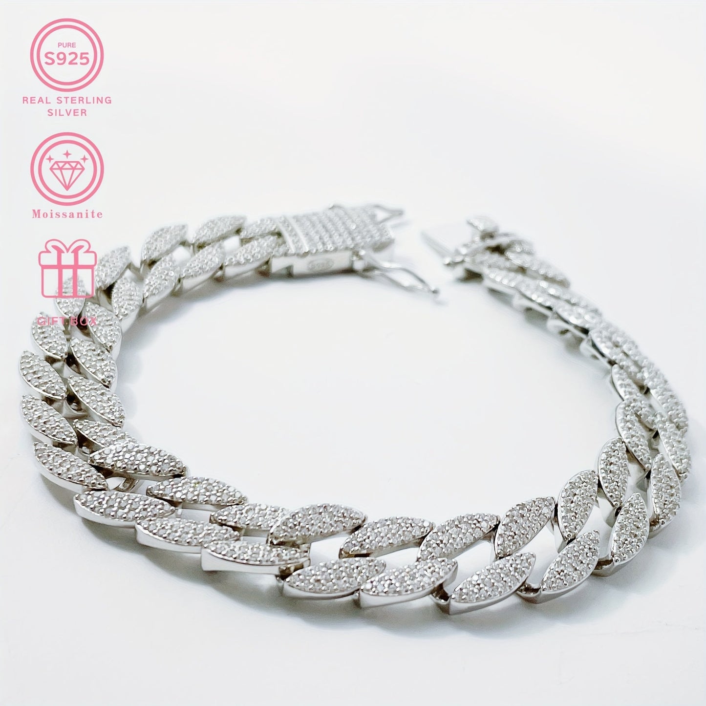 Add a touch of luxury with the Odek Moissanite Cuban Link Bracelet - made with high-quality 925 Sterling Silver and featuring a stunning Sparkling Leaf Design. Ideal for parties and gift-giving, this bracelet is a unique piece that will showcase your