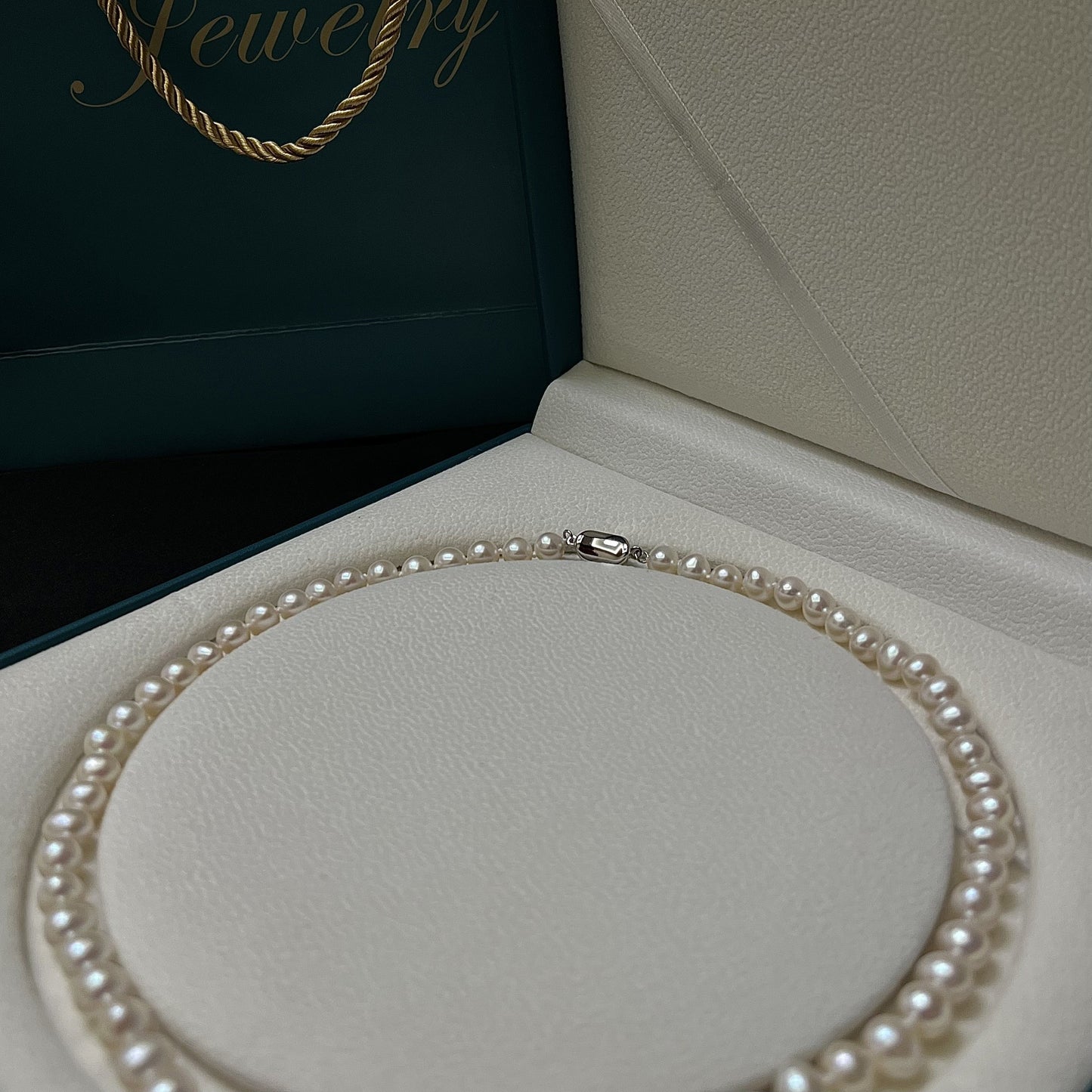 Elegant and Versatile Luxury Freshwater Pearl Necklace with Semi-Oval 6.3-7.3mm Pearls, Nearly Flawless Luster, 28.3g, 45cm Length, S925 Silver Clasp. Perfect for Women, Comes with Gift Box - Ideal for Special Occasions and Gifts.