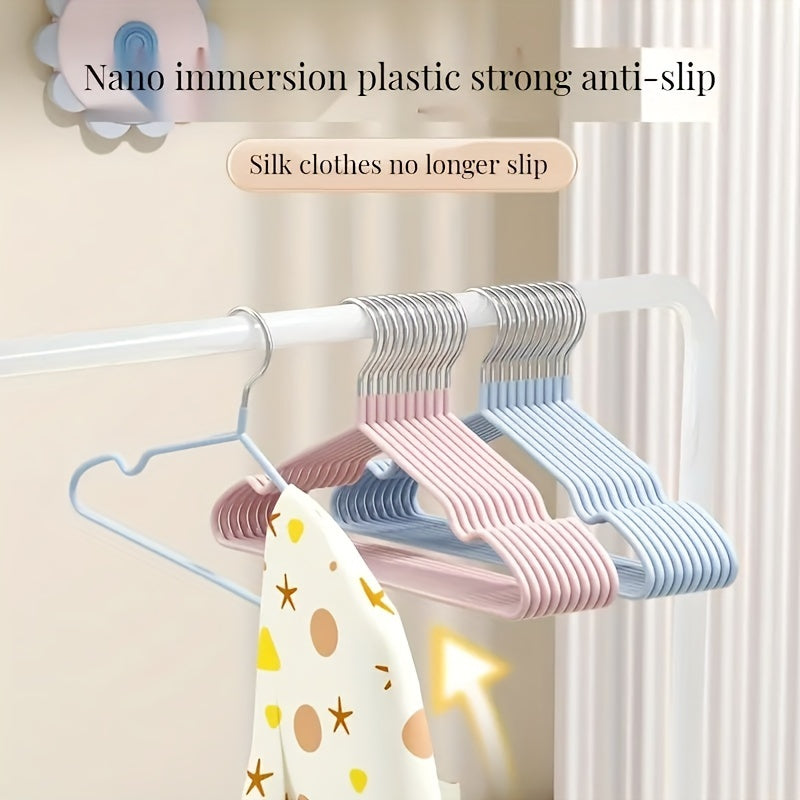 20 to 30 pieces of baby clothes storage hangers, kid clothes drying racks that are durable and anti-slip. Perfect for organizing and storing clothes in the bathroom, bedroom, closet, wardrobe, home, or dorm.