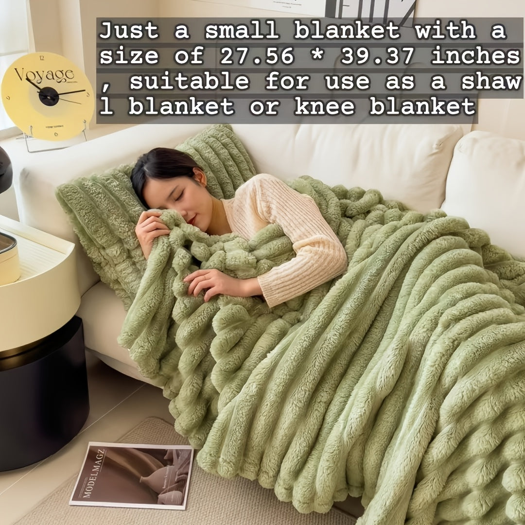 Modern Style Luxury Plush Blanket Throw - Cozy and Warm Flannel Blanket, Soft Sofa Blanket, Machine Washable, All-Season Multipurpose Striped Gift Blanket perfect for Office, Bed, Camping, Travel, and Naps.