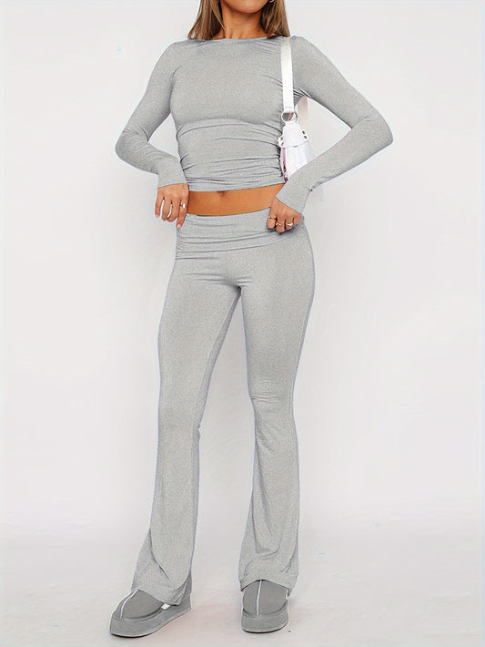 Casual set for women: Crew neck top and pants in solid color knit fabric. Made with 95% Modal and 5% Spandex for all-season comfort. Ideal for ladies.