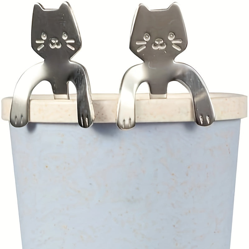 The cute Cat Coffee Spoon features a hanging stainless steel stirring spoon with a cat handle, perfect for stirring tea or coffee (Silver)