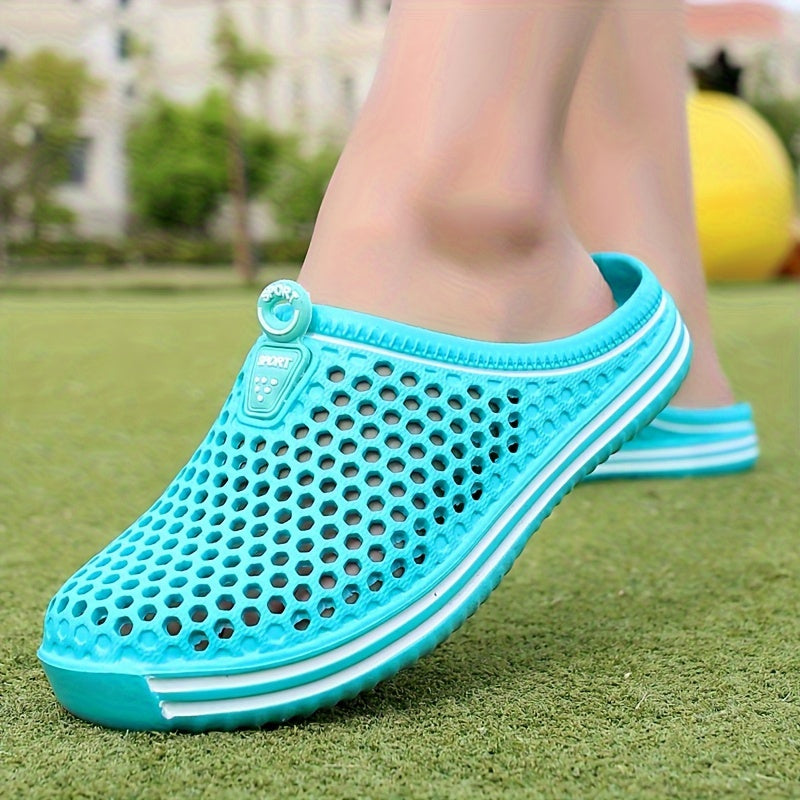 Men's trendy clogs for outdoor events, breathable water shoes with non-slip soles.