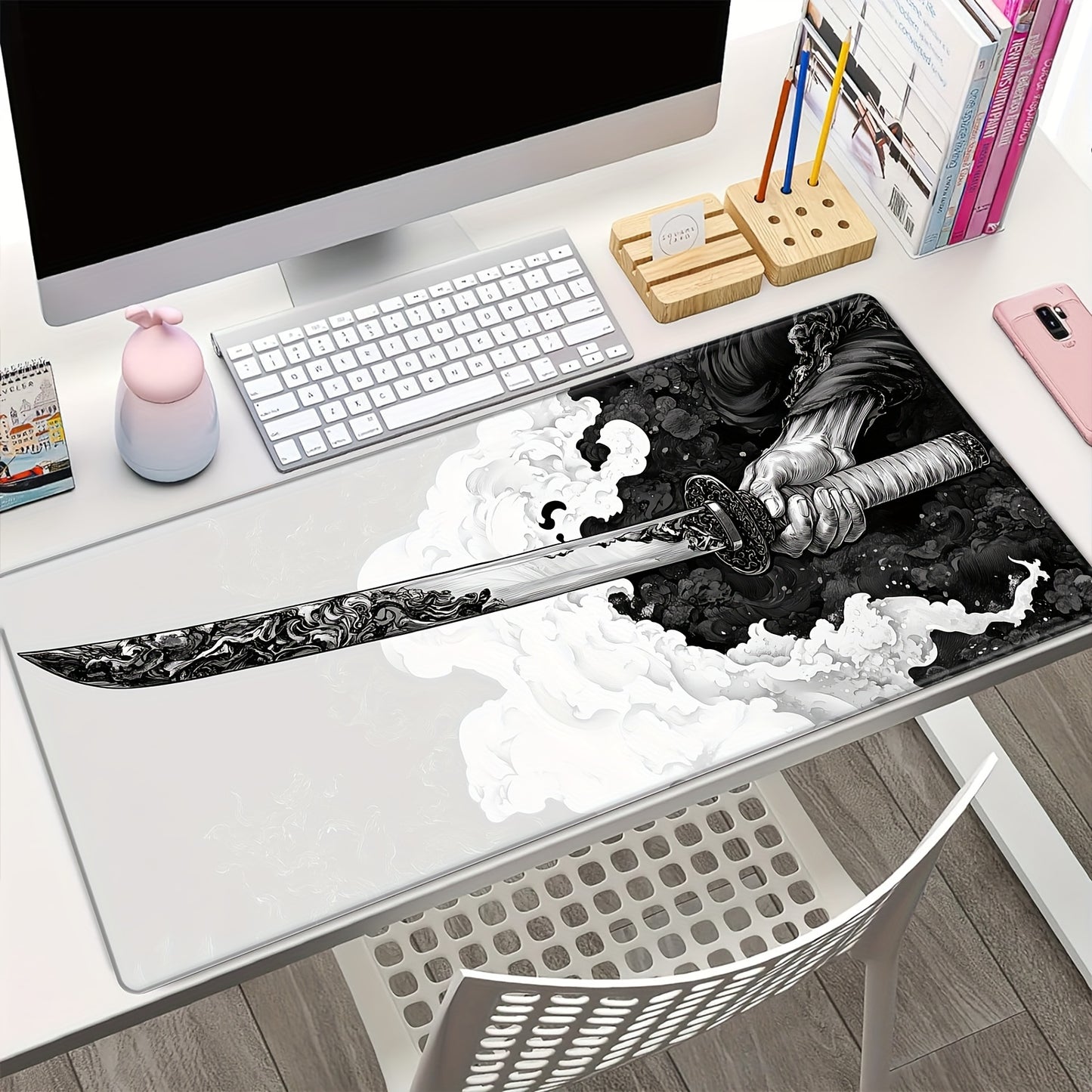 Large Japanese Samurai Sword Gaming Mouse Pad - 80.01 x 29.97 cm, Durable Stitched Edges, Natural Rubber Desk Mat