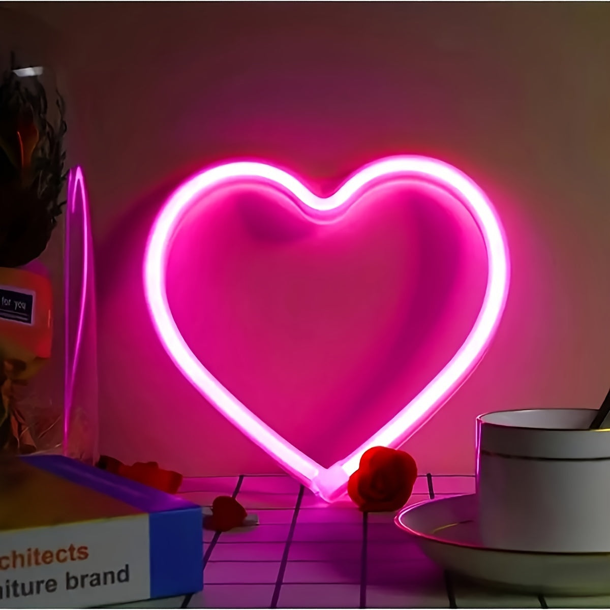 Heart-shaped PhantasyStar neon light, USB or battery powered, 36V decorative lamp for home, ideal gift for Valentine's, Father's Day, Mother's Day, spring, or summer.