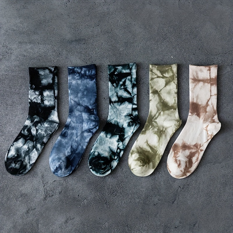 Three pairs of tie dyed men's socks with a trendy design, suitable for street skateboarding and hip-hop style, great for couples or sports.