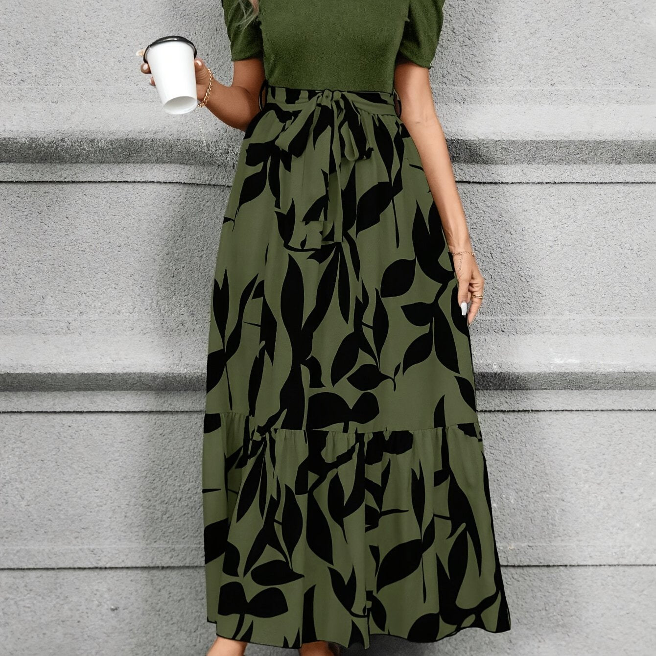 Print Midi Dress with Belt is crew neck, short sleeve, non-stretch polyester that is machine washable and perfect for all seasons.