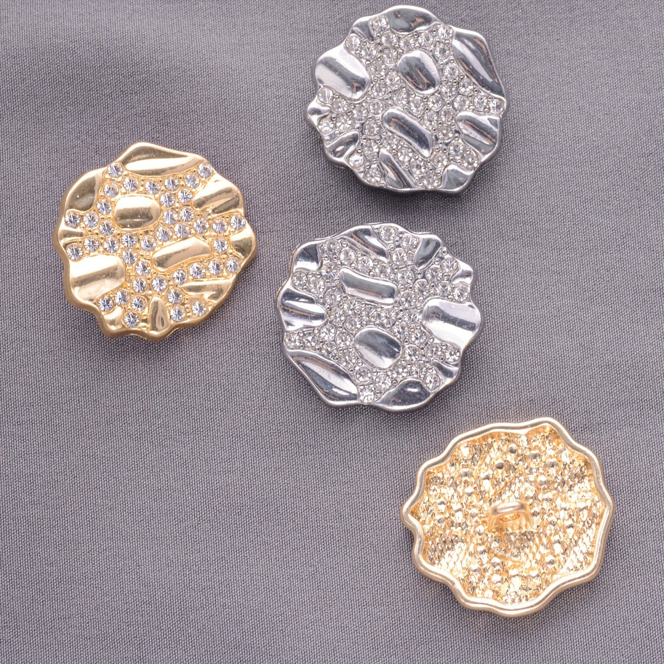 Set of 7 sophisticated irregular alloy buttons, carefully handmade for sewing onto sweaters, coats, shirts, suits, and other fashion pieces. Perfect for DIY projects and creating unique clothing and jewelry items. Ideal for women's novelty pins and