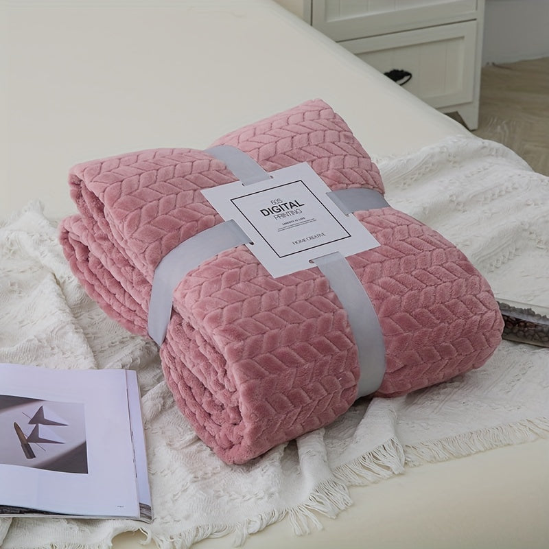 Soft, lightweight baby blanket with a cozy and stylish geometric pattern. Ideal for travel or home use, this versatile blanket is perfect for adults as a knee blanket or for swaddling babies. Suitable for use all year round, measuring 70*100cm.