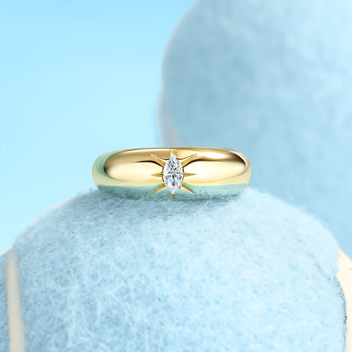 Enchanting Glow and Stunning Star Moissanite Couple's Ring in 18K Gold Plated S925 Silvery - Hypoallergenic, Nickel-Free, and Sparkling Gemstone Jewelry for Casual Attire, Engagement, and Wedding. Includes Gift Box for a Perfect Accessory.