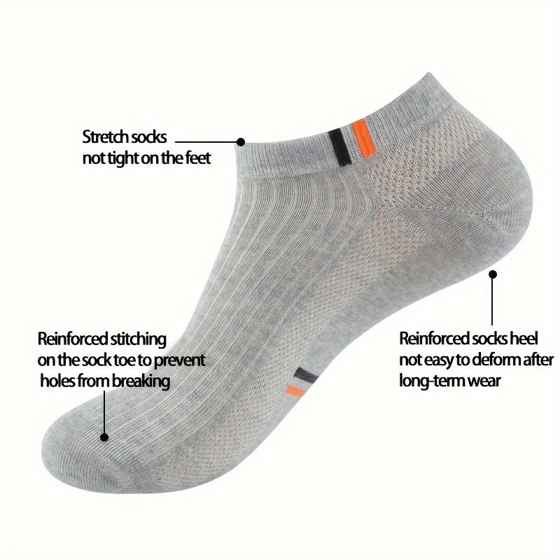 6 pairs of men's low-cut ankle socks made from a lightweight cotton blend with stretch and heel protection for spring/summer comfort.