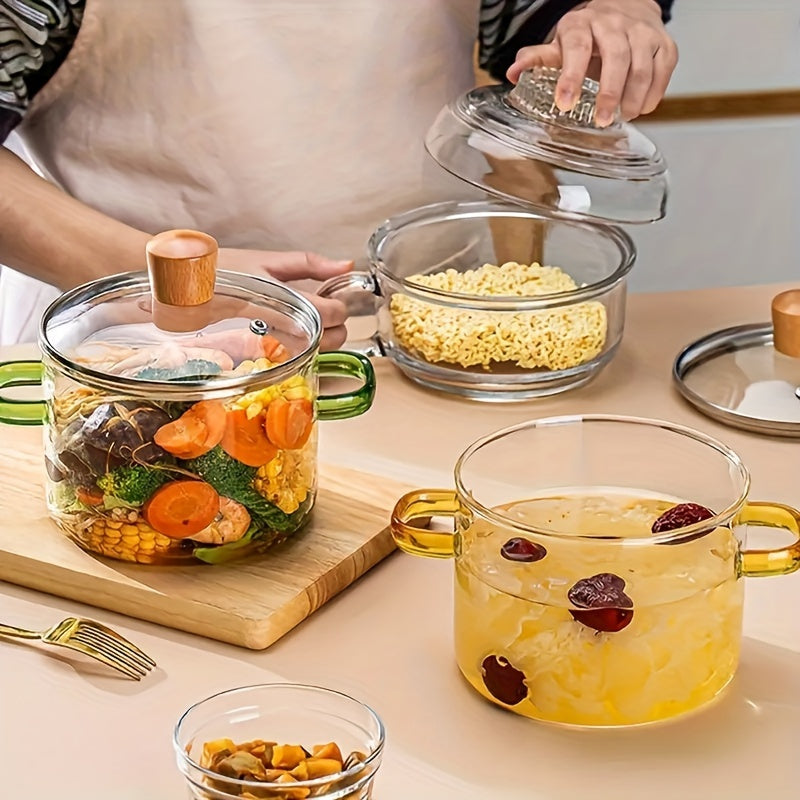 One-piece large capacity stew pot made from high borosilicate glass, perfect for cooking a variety of dishes such as soup, bread, curry and winter silver soup. Transparent design makes it suitable for household use.