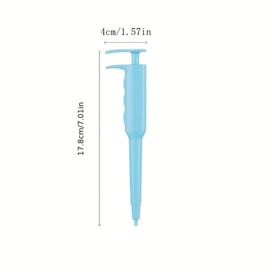 Effortless pet medicine syringe for cats, bite-proof and stress-free dispenser for pills and liquids, progressive design to prevent biting.