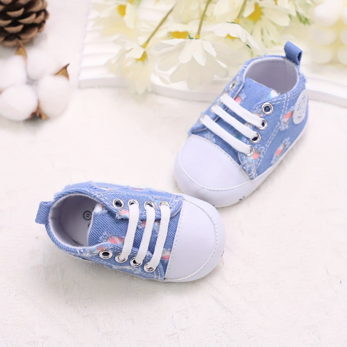 Customized baby cowboy sports fashion canvas shoes, lightweight, anti-slip, ideal for daily and sports wear in spring and autumn.