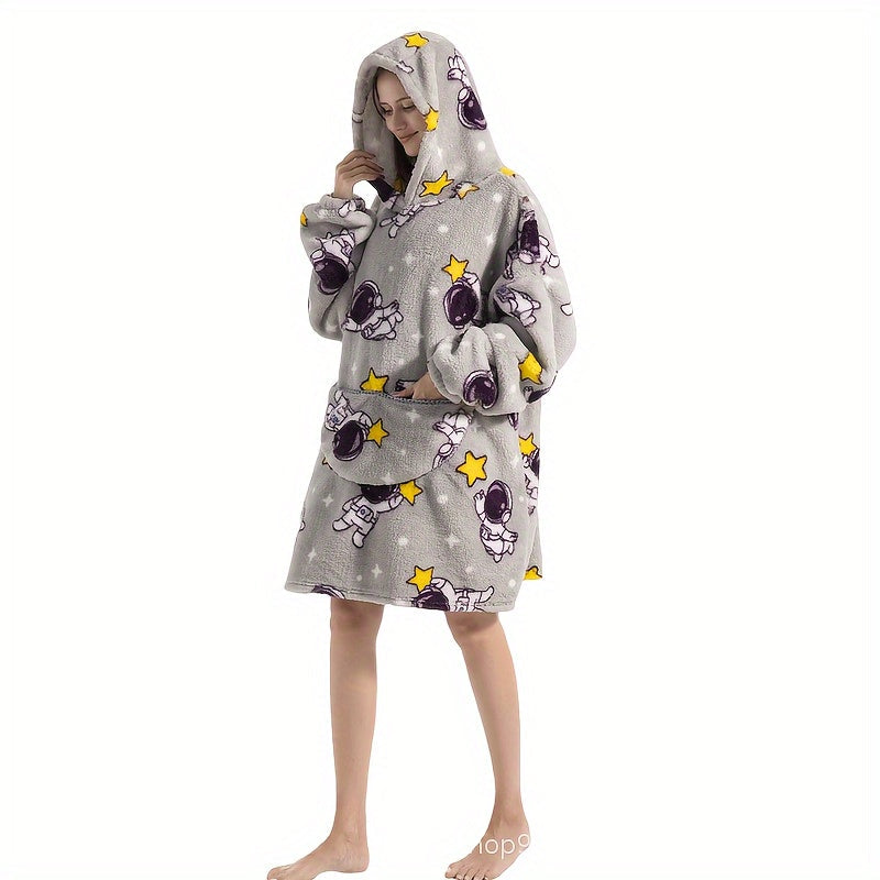 Hooded Lazy Blanket Sweatshirt: Stay Cozy Indoors or Outdoors with this Wearable Fleece Robe