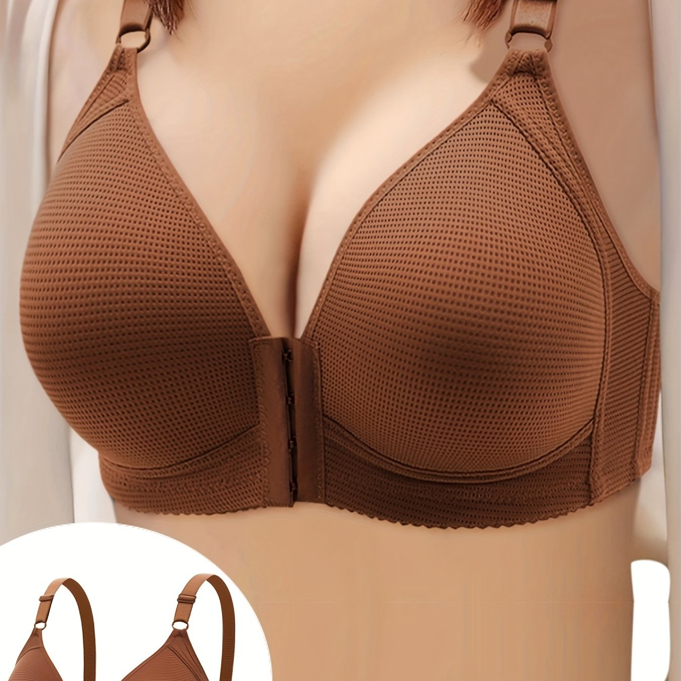 Front-closure plus size bra with breathable fabric, comfortable fit, non-removable padding, and suitable for all seasons.