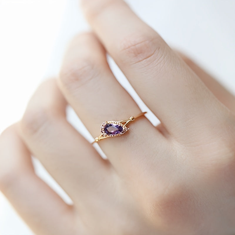 High-quality jewelry featuring a 925 sterling silver promise ring with 14k gold plating, inlaid with purple zirconia in a waterdrop shape. Perfect for engagements or weddings. Does not come with a box.