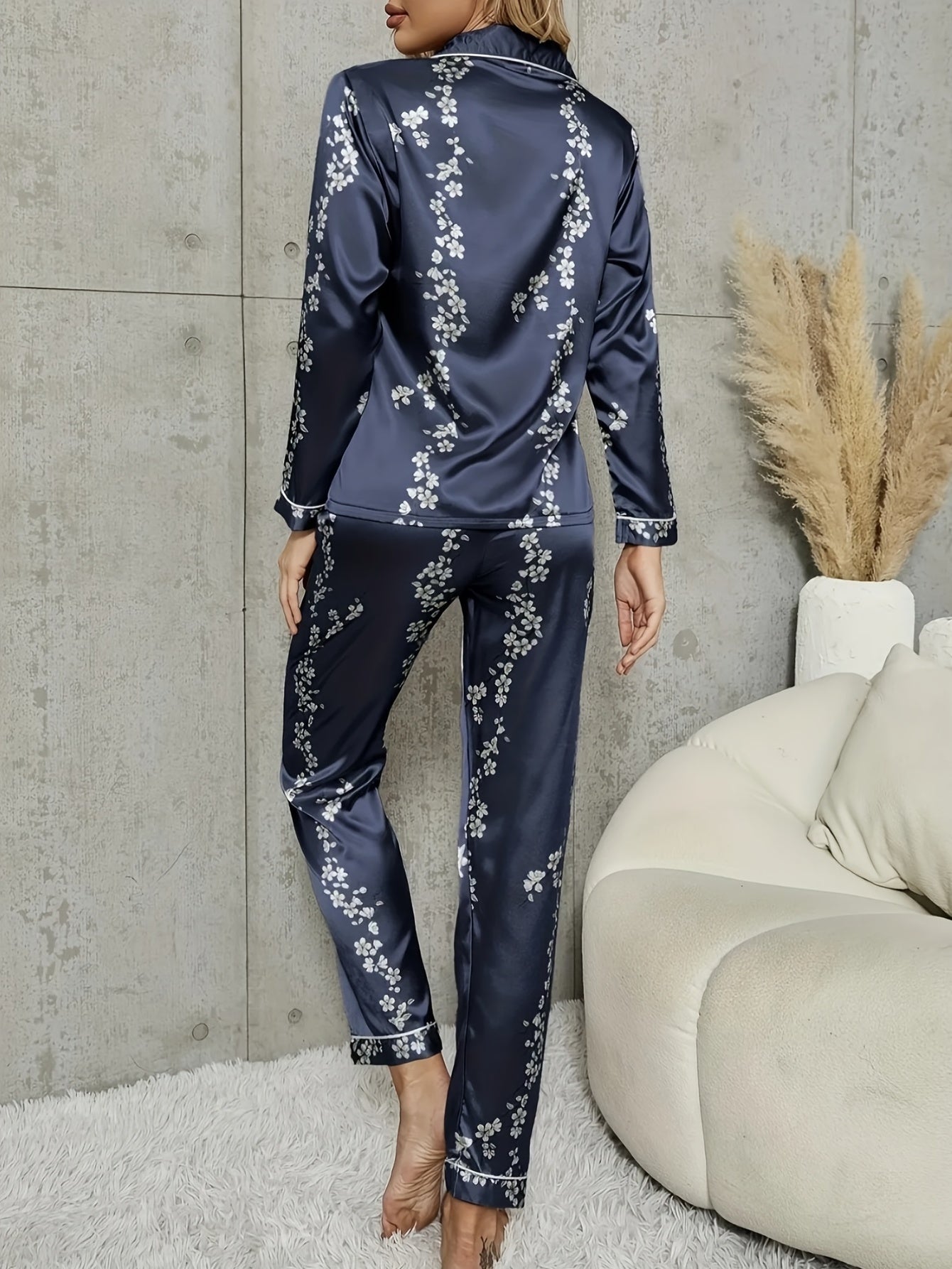 Women's satin pajama set with floral print lapel cardigan, long sleeve, mature style, geometric pattern, color block design in woven fabric. Made of 97% polyester and 3% elastane, weighing