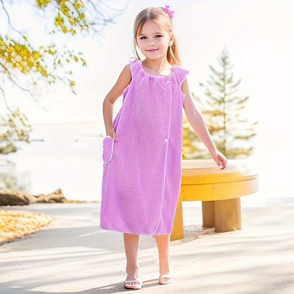 1pc Kids' Candy Color Pineapple Check Shower Skirt made of super soft microfiber knit fabric. This wearable bath towel features a contemporary style, 300gsm thickness, and a fun space towel theme with a convenient pocket - making it a warm bath gift for