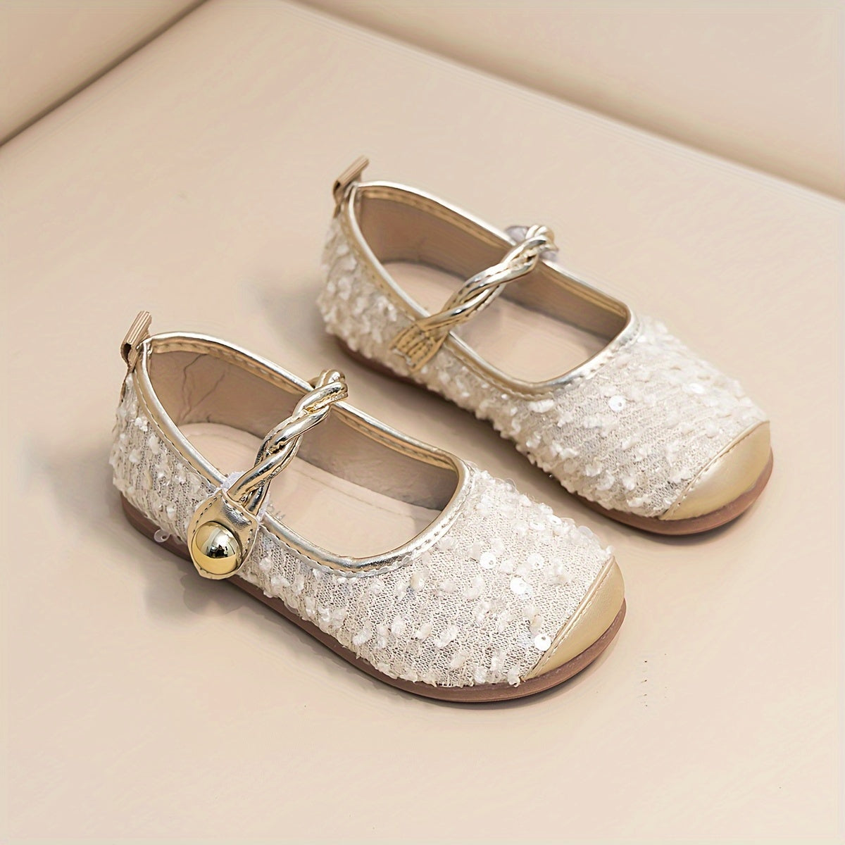 2024 Spring/Summer French Sequin Princess Flats for Children - Korean Style Mary Jane Shoes with Soft PU Sole. Adjustable strap closure for ages 14 & under.