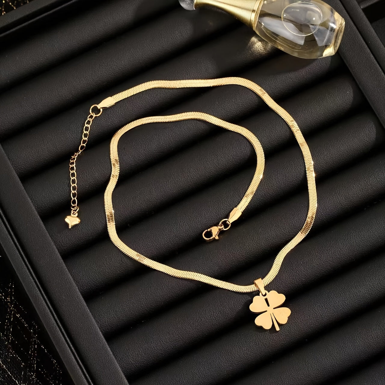 Classic Four-Leaf Clover Jewelry Set, Made with 18K Gold Plated Stainless Steel - Set of 4 Pieces: 1 Necklace, 1 Bracelet, and 2 Earrings Perfect for Everyday Wear - Simple Design with No Gemstone Inlay