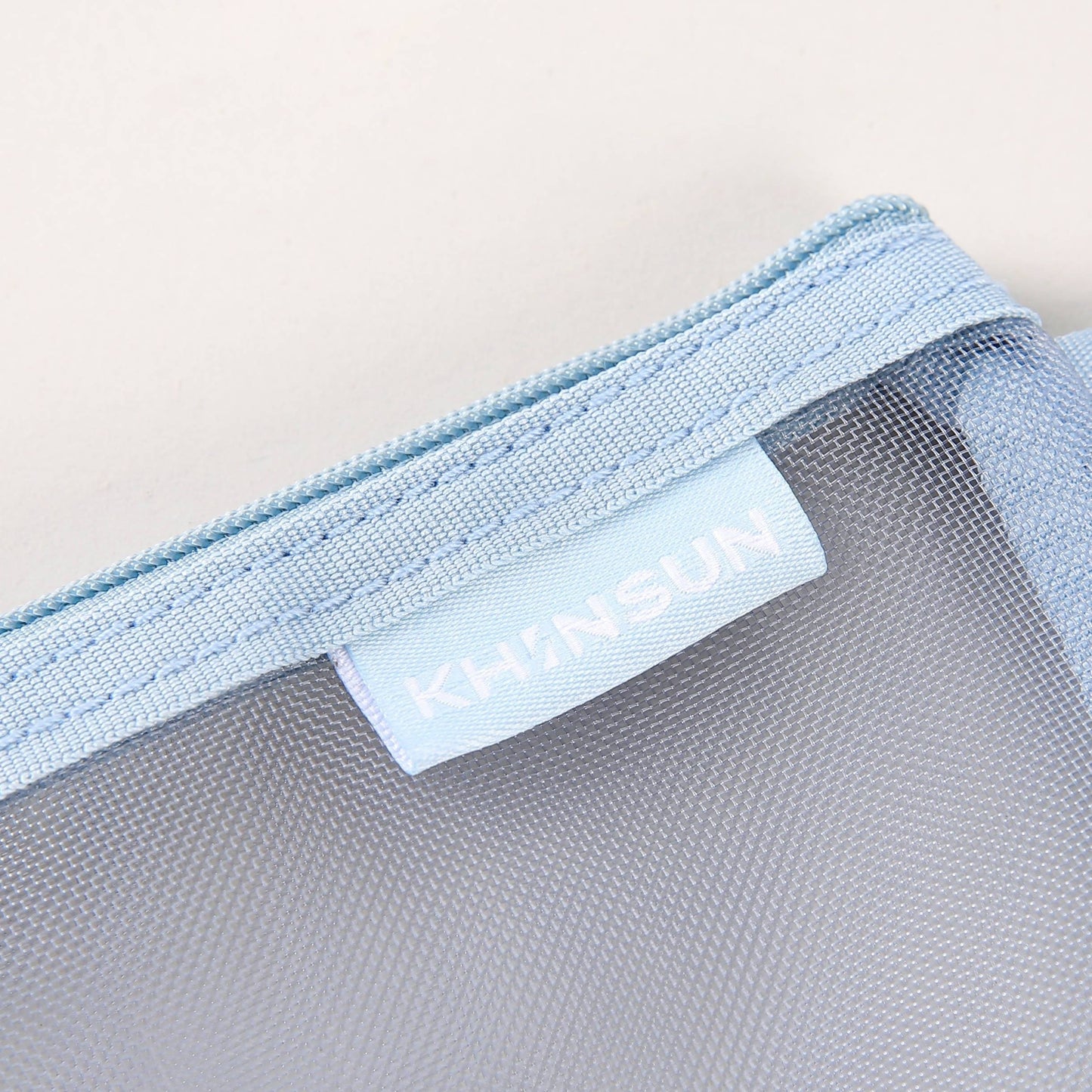 Mesh pencil case