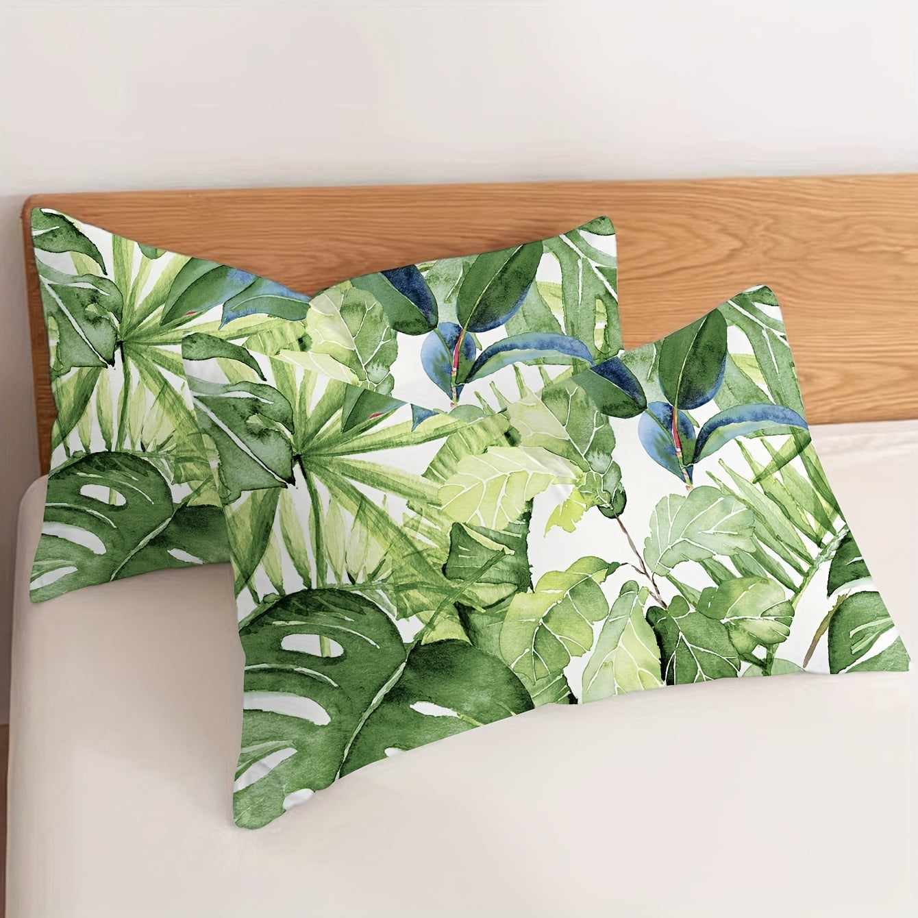 Set of 2 Soft and Comfortable Green Leaf Print Pillowcases - High-Quality Envelope Design for Bedroom and Sofa Decoration, Easy to Clean in the Washing Machine