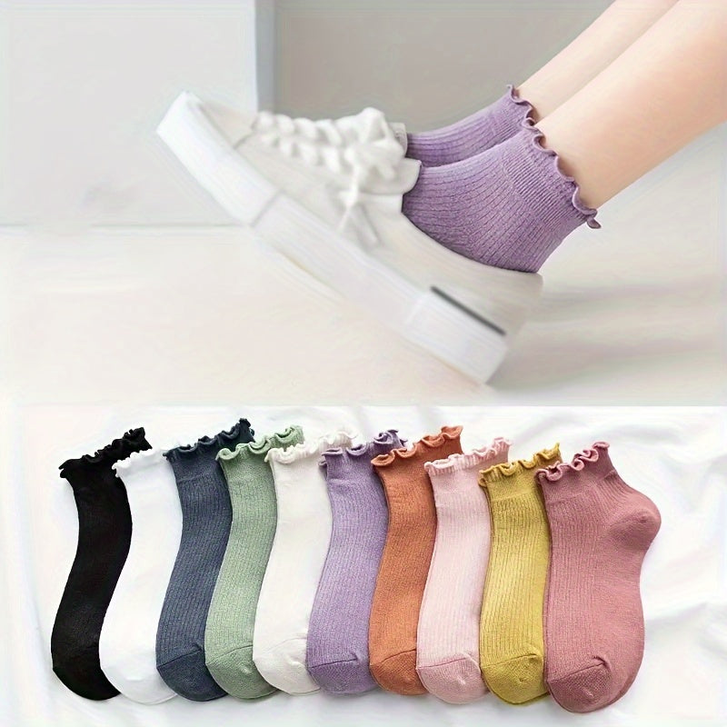 10 pairs of cute, comfortable women's ankle socks made from 95% polyester and 5% elastane. Solid color knit fabric that is machine washable.