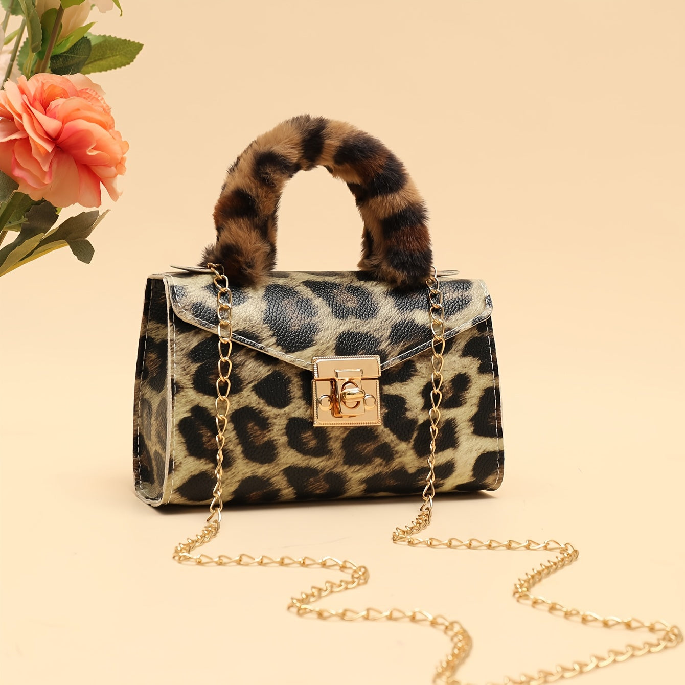 Furry chain crossbody bag with wrist lock and animal print, perfect for daily outings in autumn and winter.