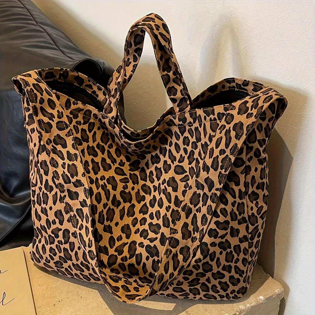 Leopard Print Tote Bag for Women – Stylish, Large Capacity, Versatile, Zipper Closure