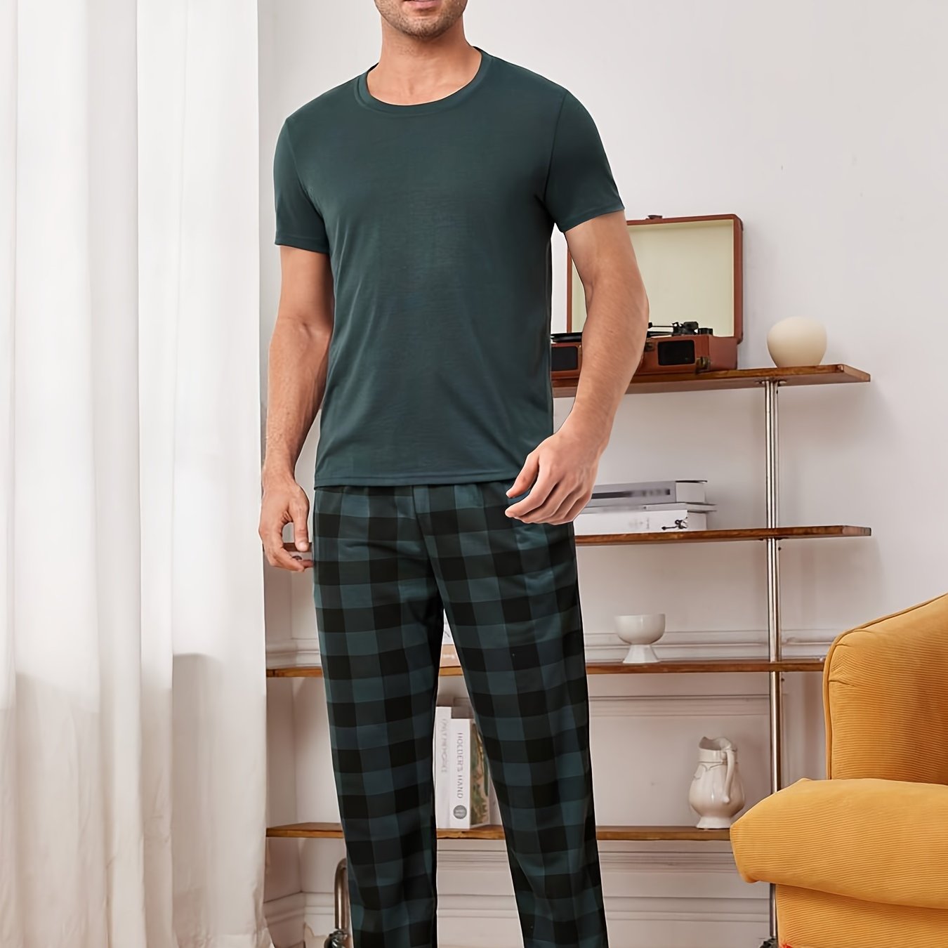 2 Piece Men's Dark Green Pajama Set with Round Neck Short Sleeve Shirt and Plaid Trousers for Cozy Loungewear