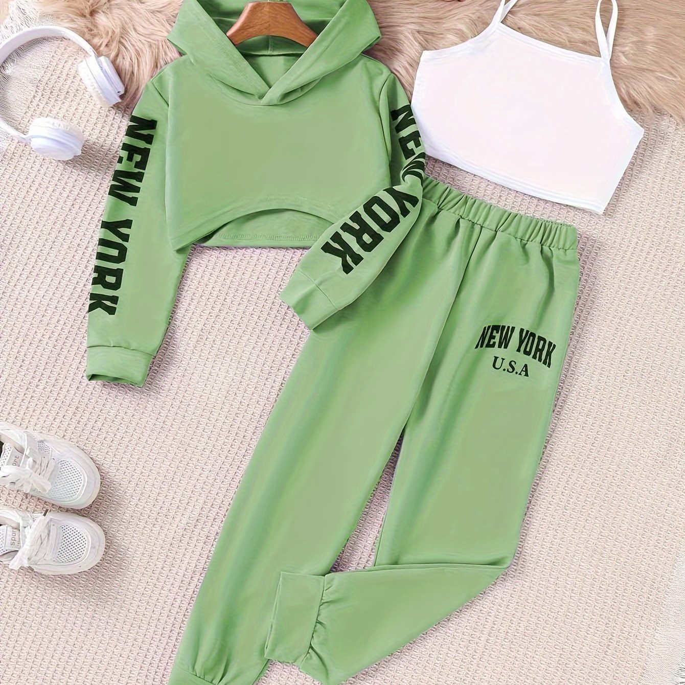 3-piece stylish outfit for girls with a NEW YORK print hoodie, cami top, and sweatpants, perfect for daily and outdoor wear in spring and fall.