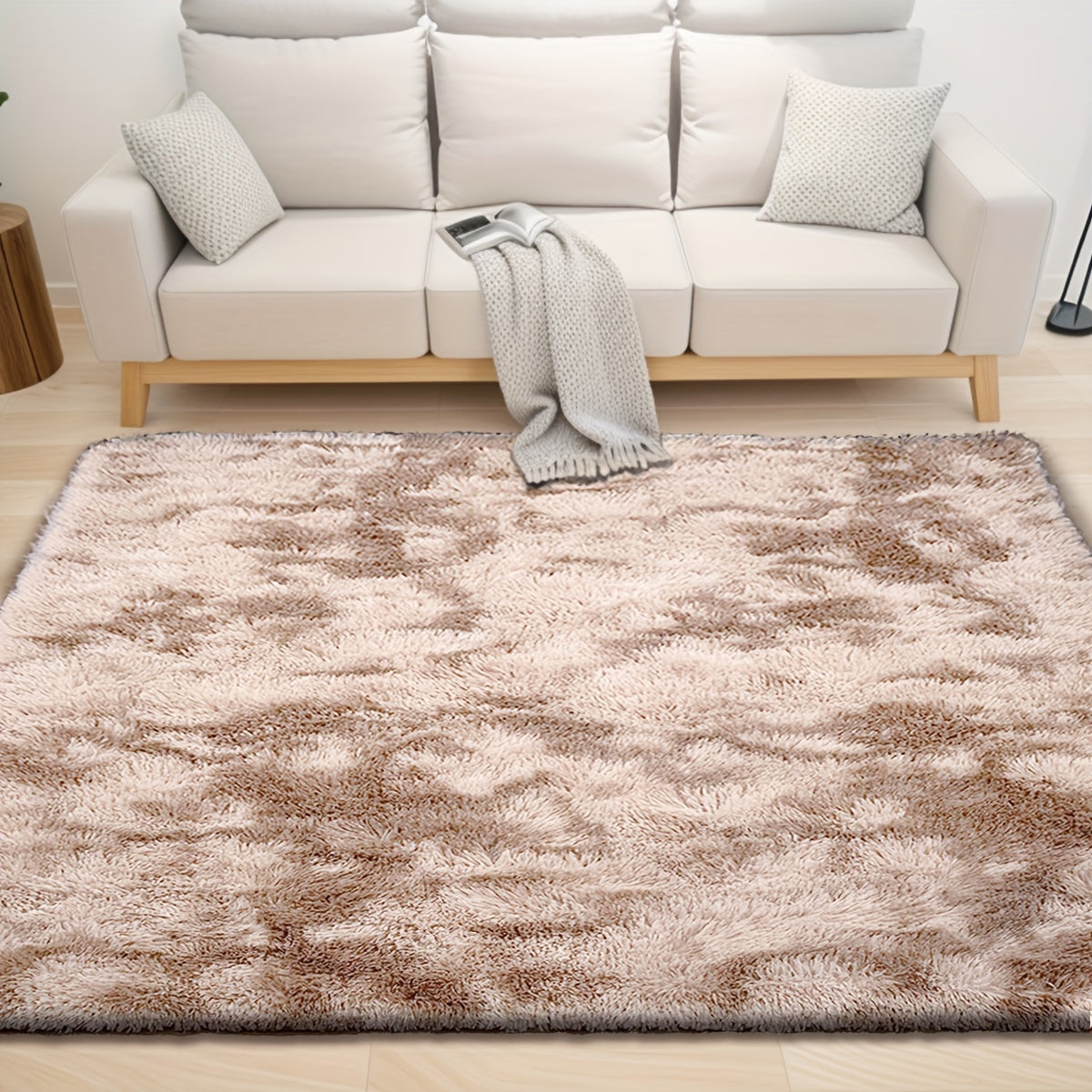 Soft Gradient Color Shaggy Area Mat, Polyester Mat for Living Room Bedroom Sofa Bedside Bay Window, Machine Washable, Available in Various Sizes