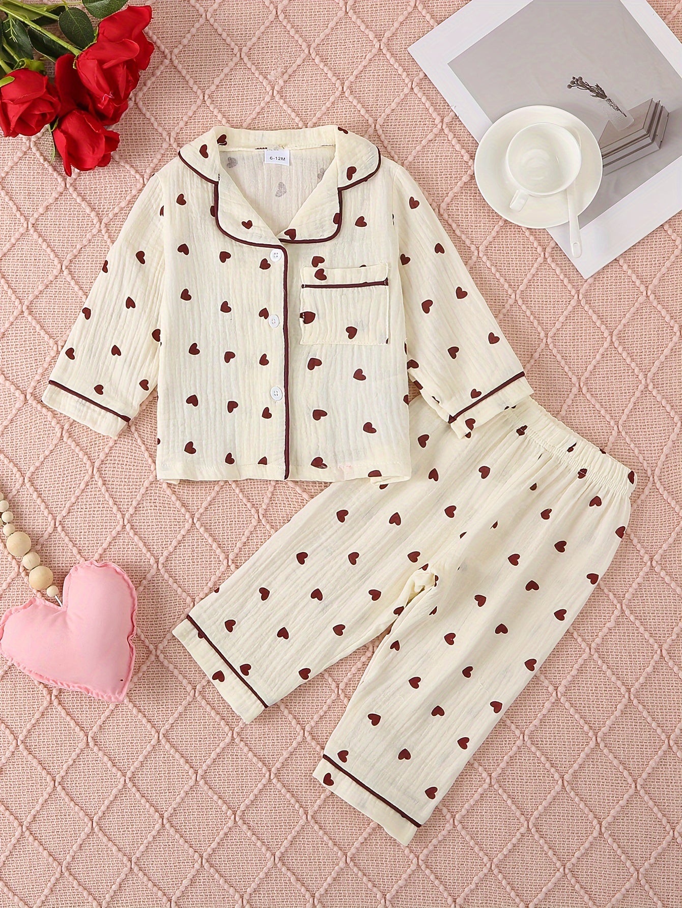 1x Girls' All-Season Cute Cotton Pajama Set with Lapel Collar - 2 Pieces of Loose-Fit Sleepwear with Hearts Print, Made of 95% Cotton and 5% Polyester, Slight Stretch Woven Fabric