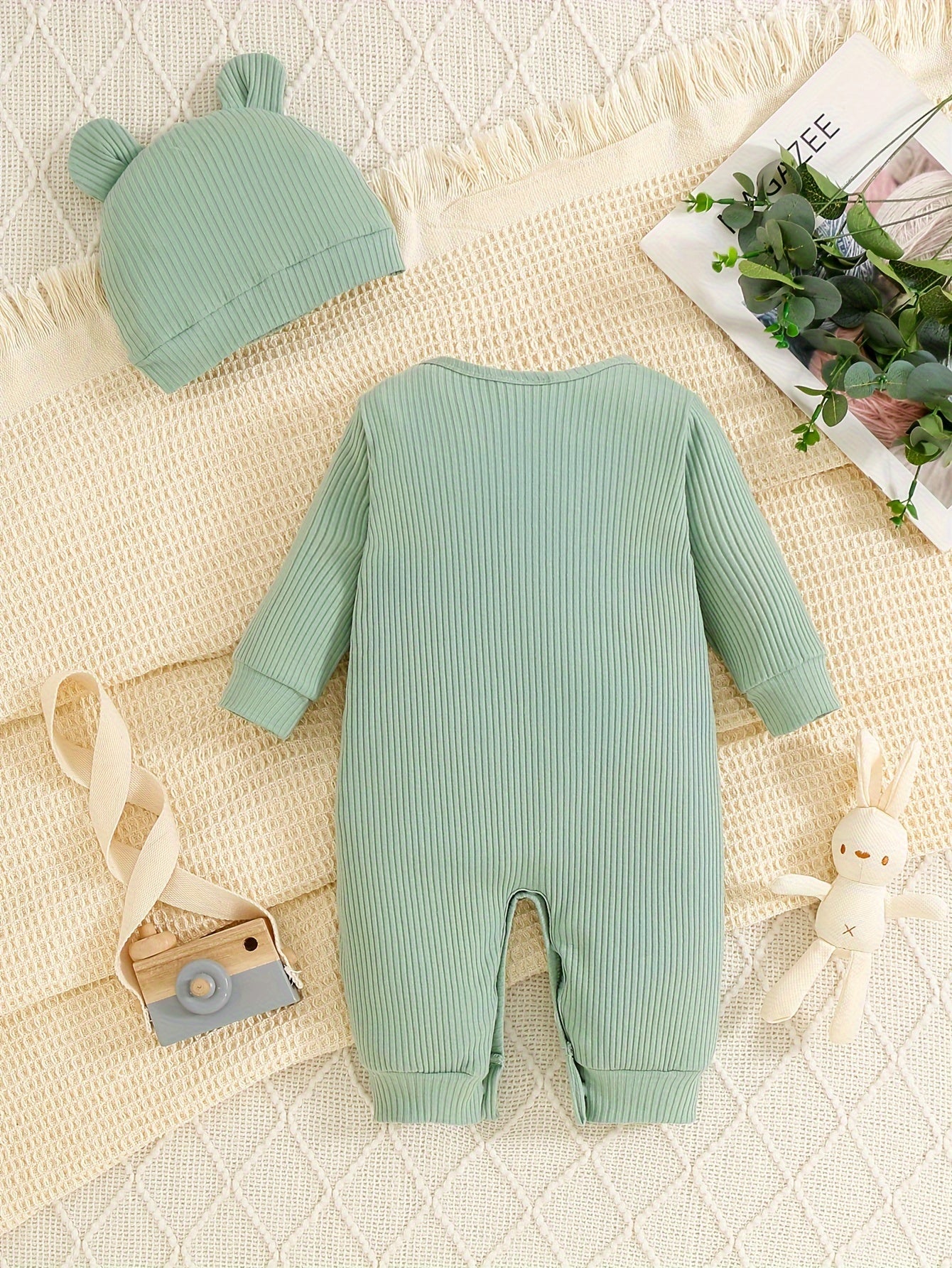 Cute 3D Bear Jumpsuit with Comfortable Hat for Children