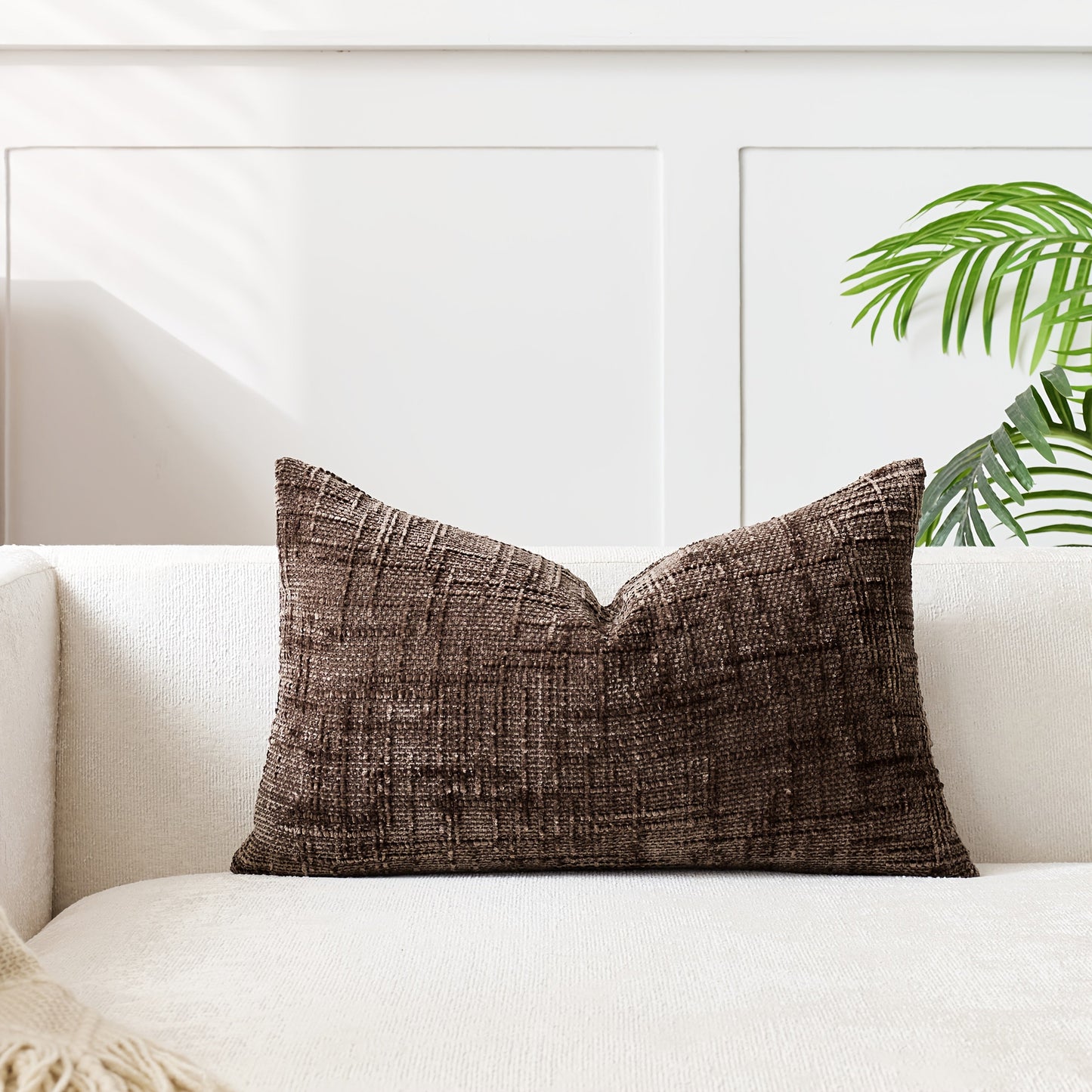 Add a Touch of Elegance with this Stylish Velvet Throw Pillow Cover - Featuring a Chic Bamboo-Inspired Striped Geometric Design, Ideal for Enhancing the Décor of Your Sofa and Bedroom. Easy to Clean with a Convenient Zip Closure, Suitable for Machine