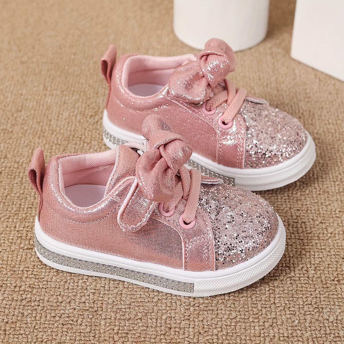 Girls' Mary Jane flats with sequins, bow, round toe, low-top, fabric lining, TPR sole, EVA insole, lightweight slip-on shoes for ages 14 & under. Ideal for casual party streetwear.