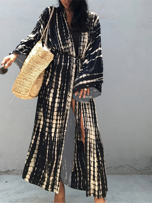 Women's boho style viscose kimono with striped print, open front, and belt. Made of non-stretch woven fabric, lightweight at 108g/㎡. Ideal for the beach vacation.